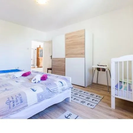 Davor Apartman *